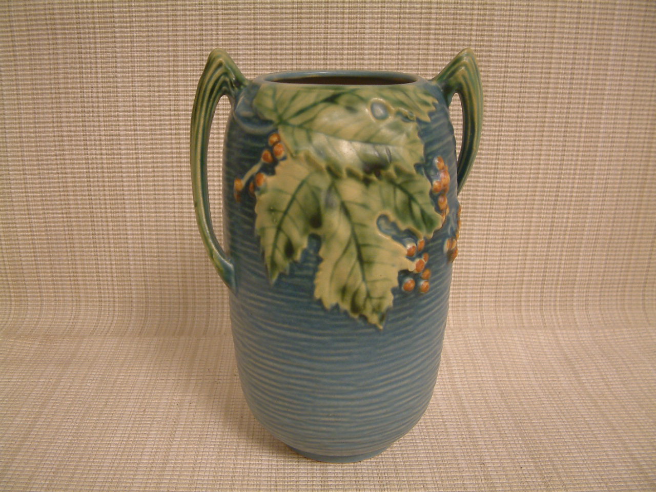 Roseville Blue Bushberry Twig Handled Tall Vase - Image 8