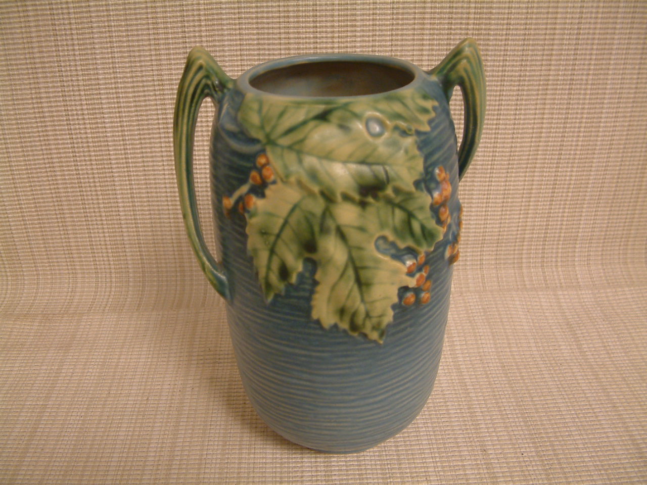 Roseville Blue Bushberry Twig Handled Tall Vase - Image 9