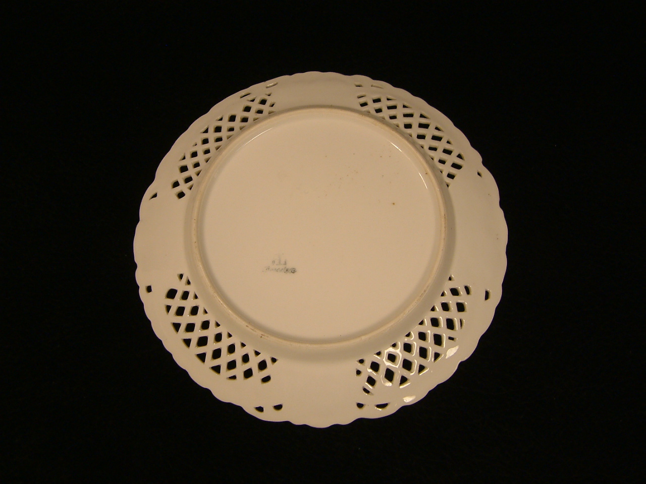 Dresden AL Reticulated Edge Plate SOLD - Image 4