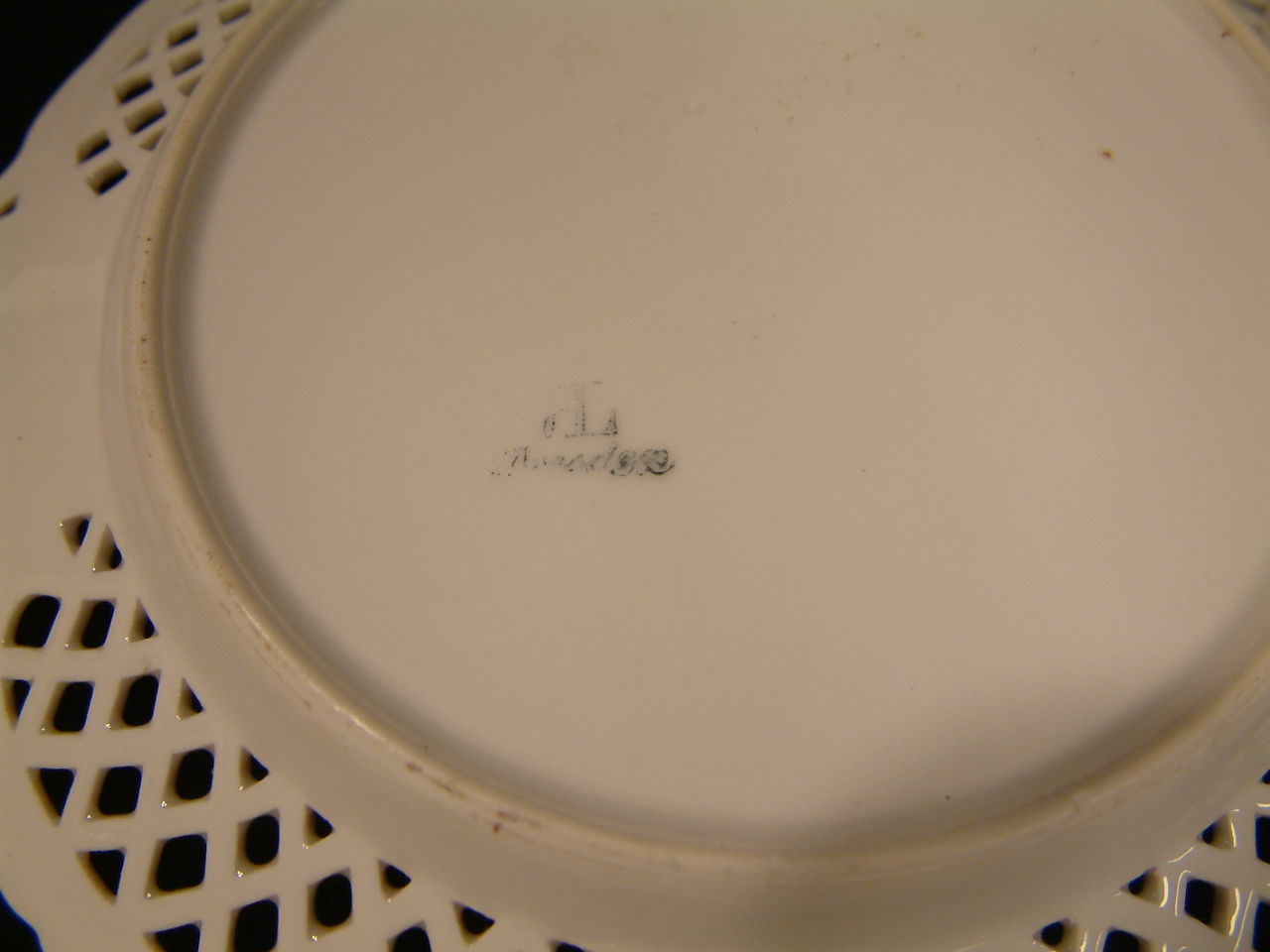 Dresden AL Reticulated Edge Plate SOLD - Image 5