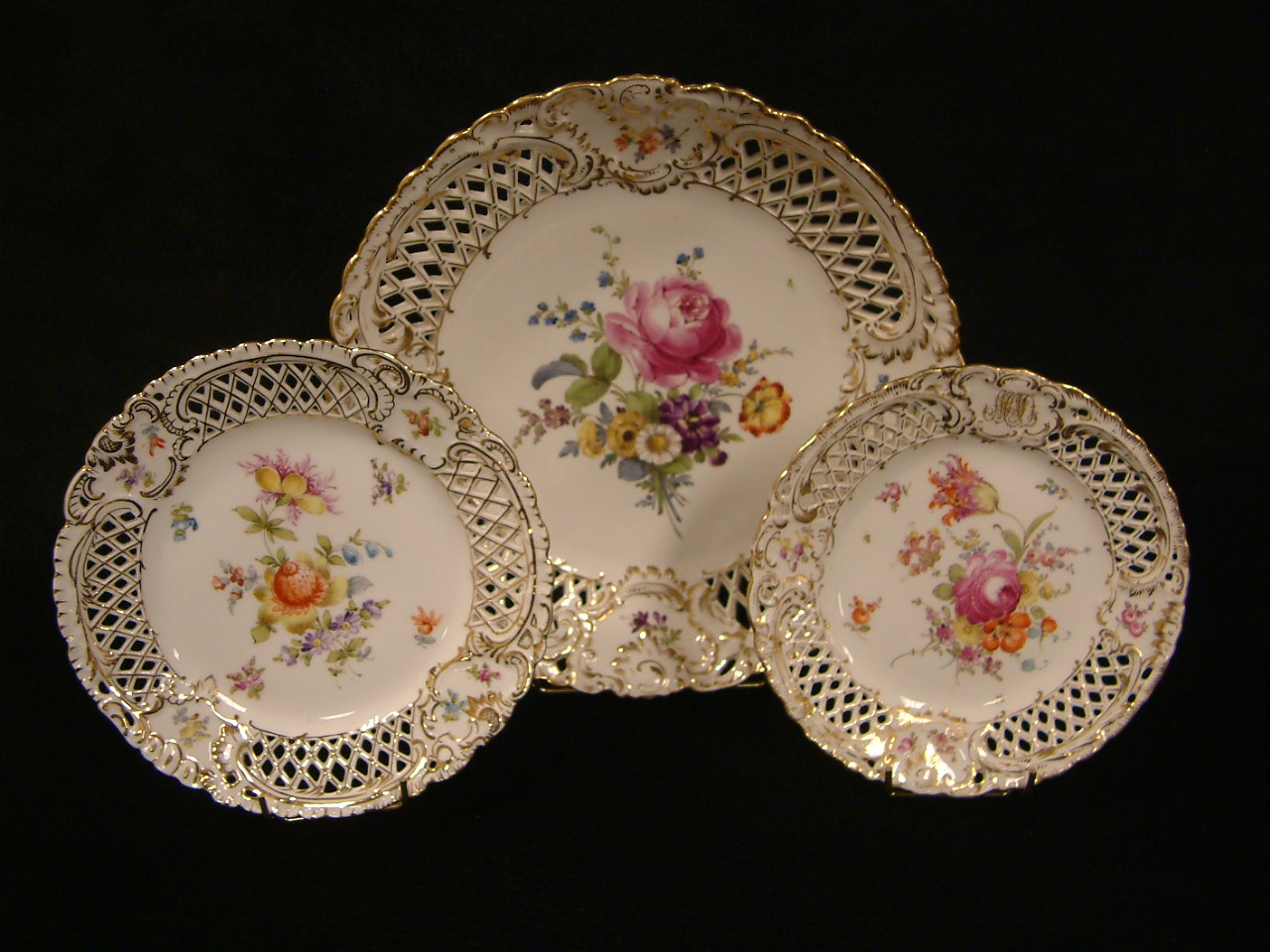 Dresden AL Reticulated Edge Plate SOLD - Image 6