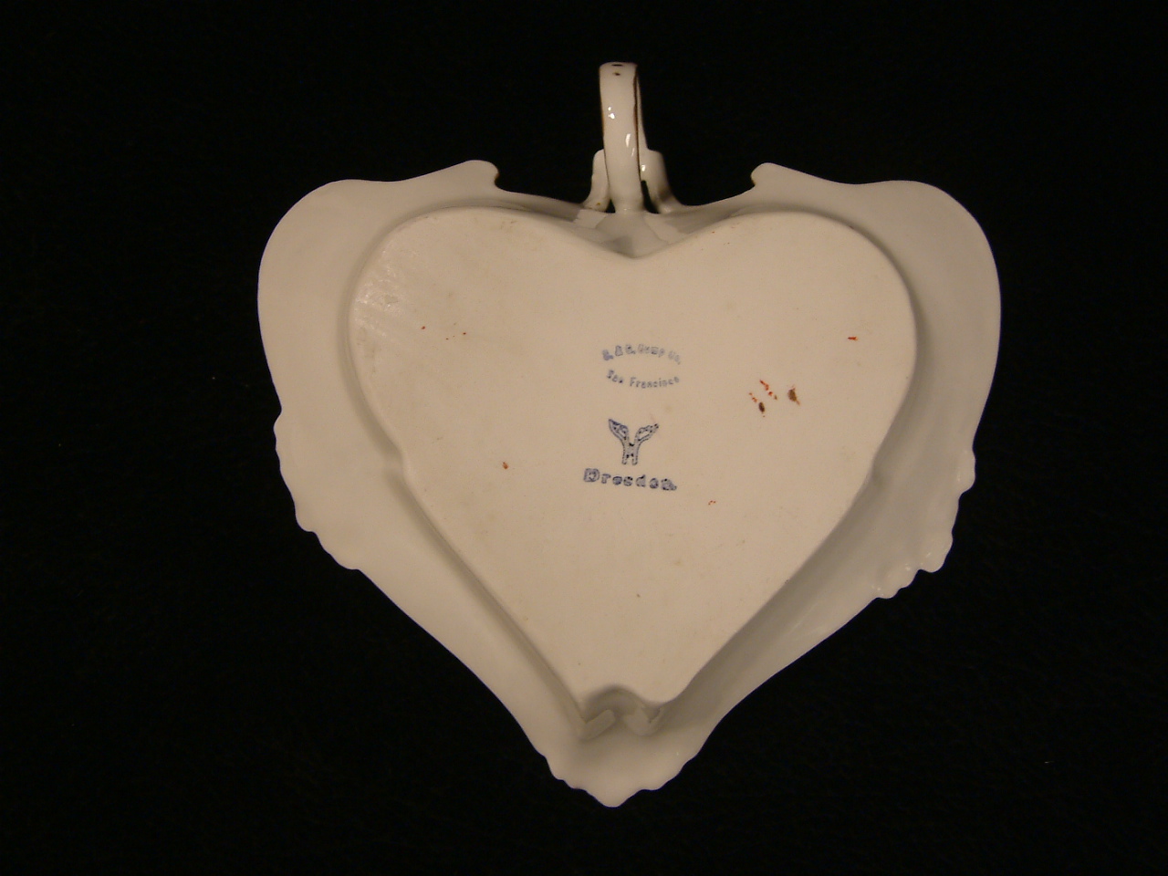 Dresden Franziska Hirsch Handled Heart Shaped Nappy SOLD - Image 4