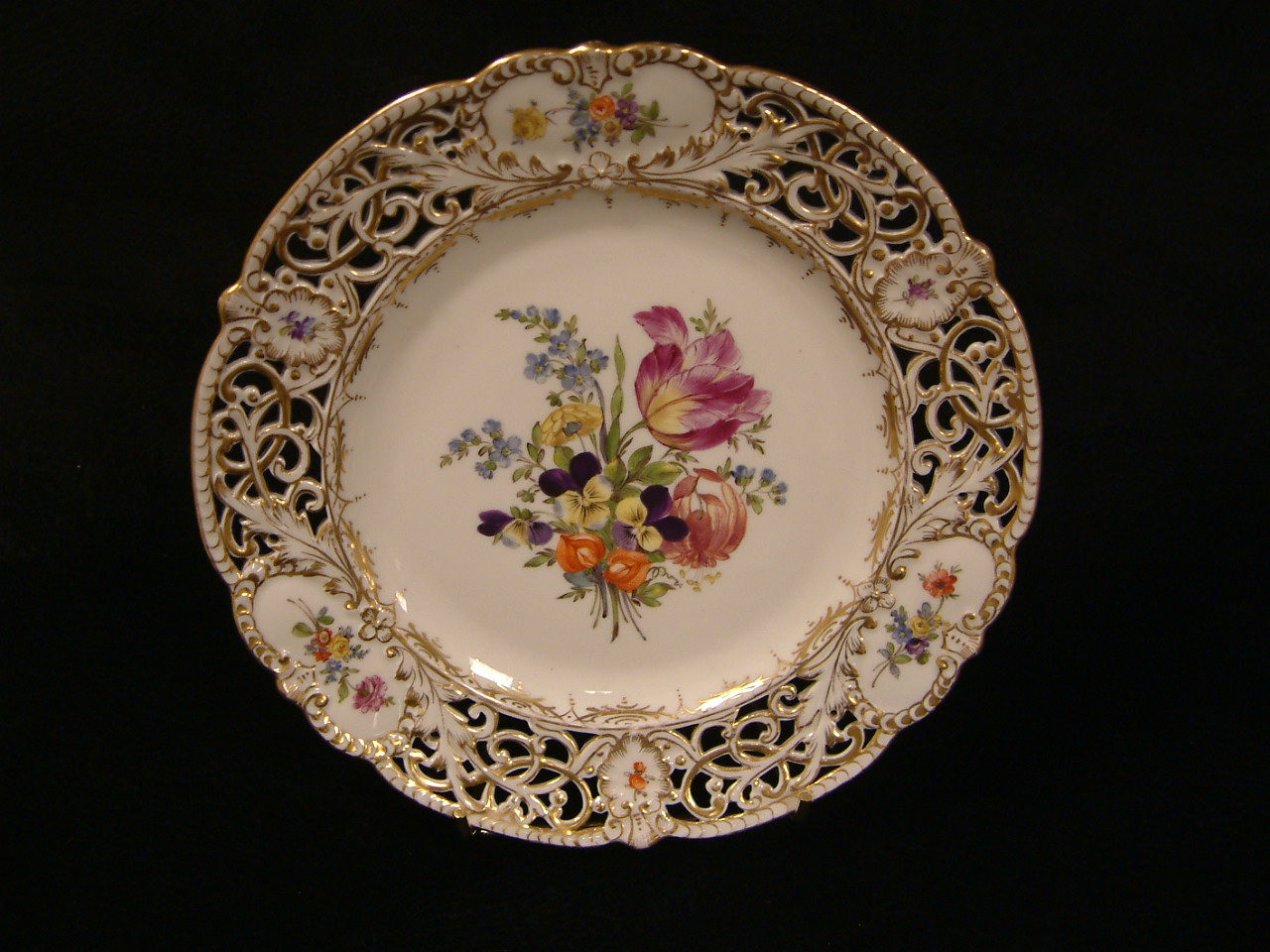 Dresden Franziska Hirsch Reticulated Plate SOLD - Image 2