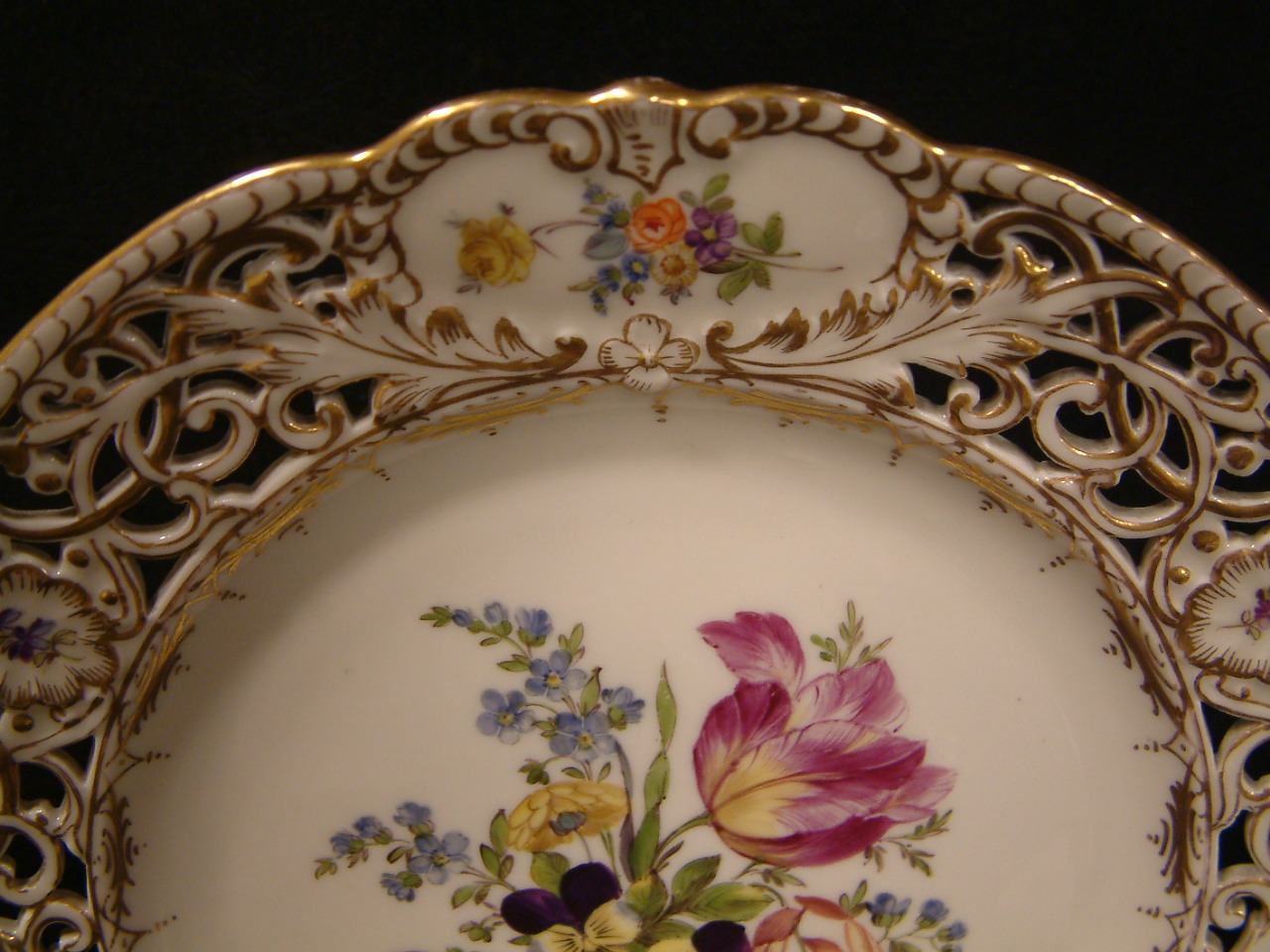 Dresden Franziska Hirsch Reticulated Plate SOLD - Image 3