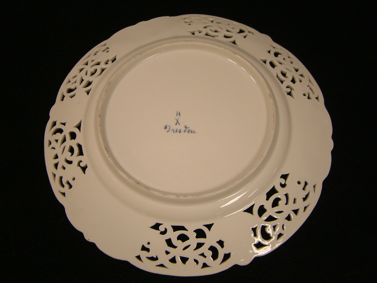 Dresden Franziska Hirsch Reticulated Plate SOLD - Image 4