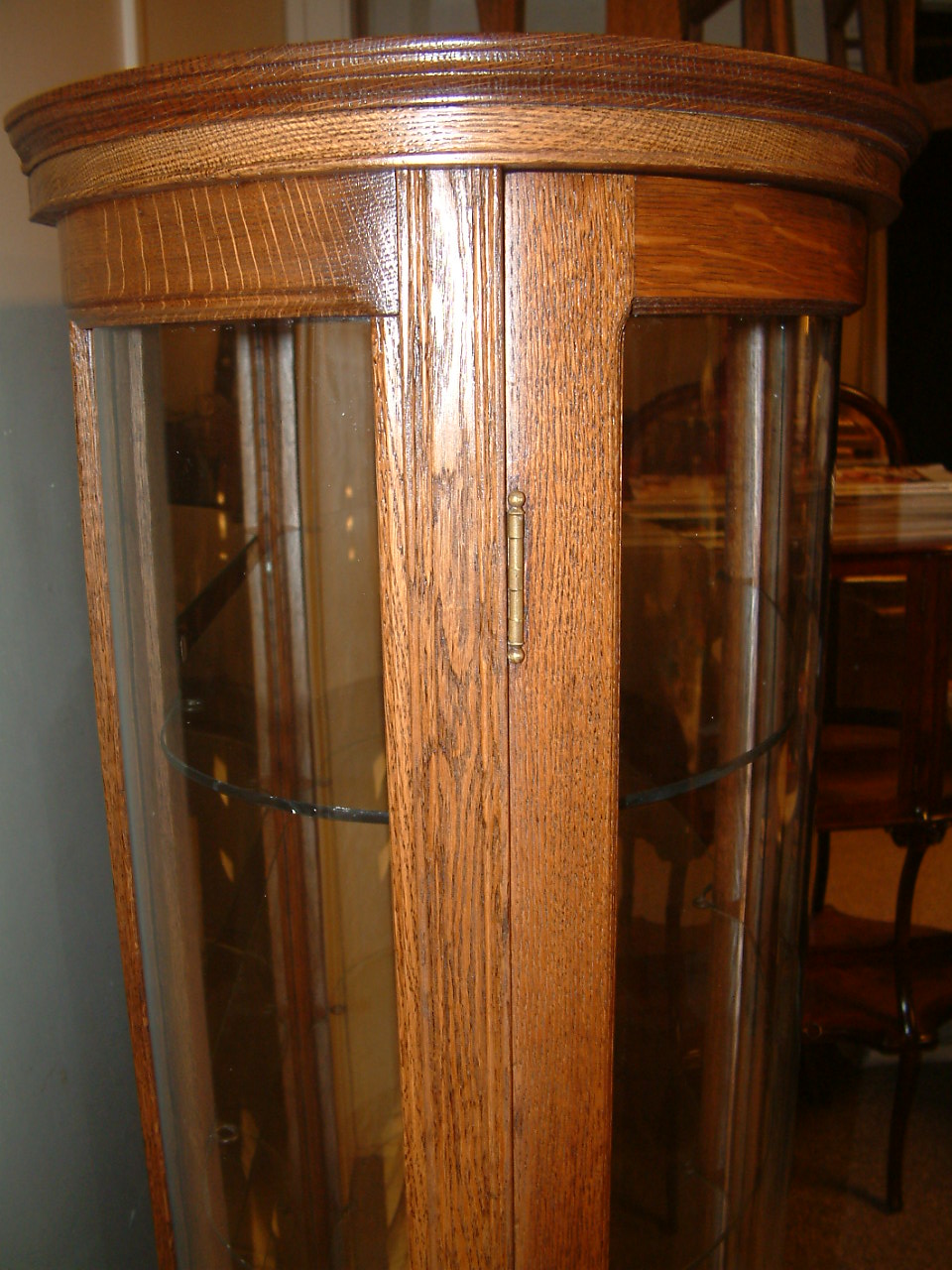 Rare Oval Oak China Display Cabinet - Image 4