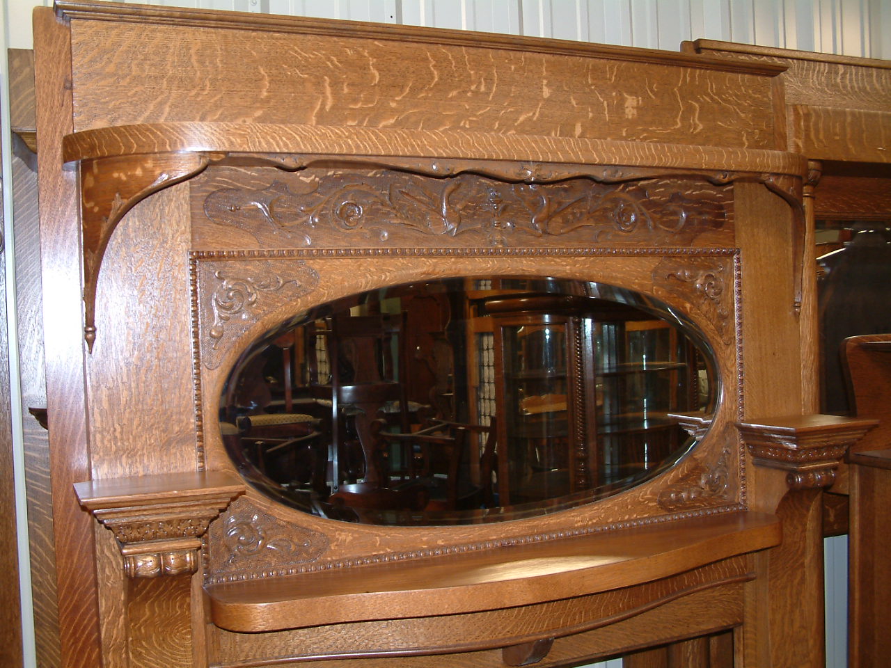 Oak Griffin Adorned Hooded Mantel - Image 3