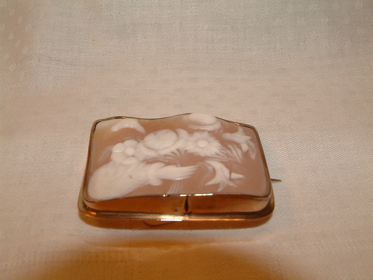 Bridal Bouquet Carved Cameo - Image 2