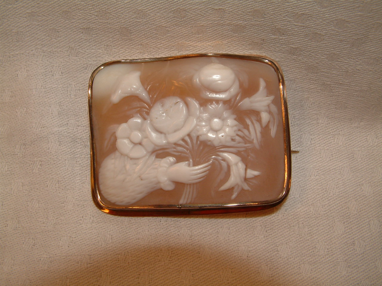Bridal Bouquet Carved Cameo