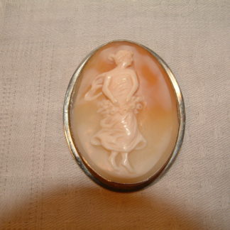 Bridal Cameo 18K Rare SOLD