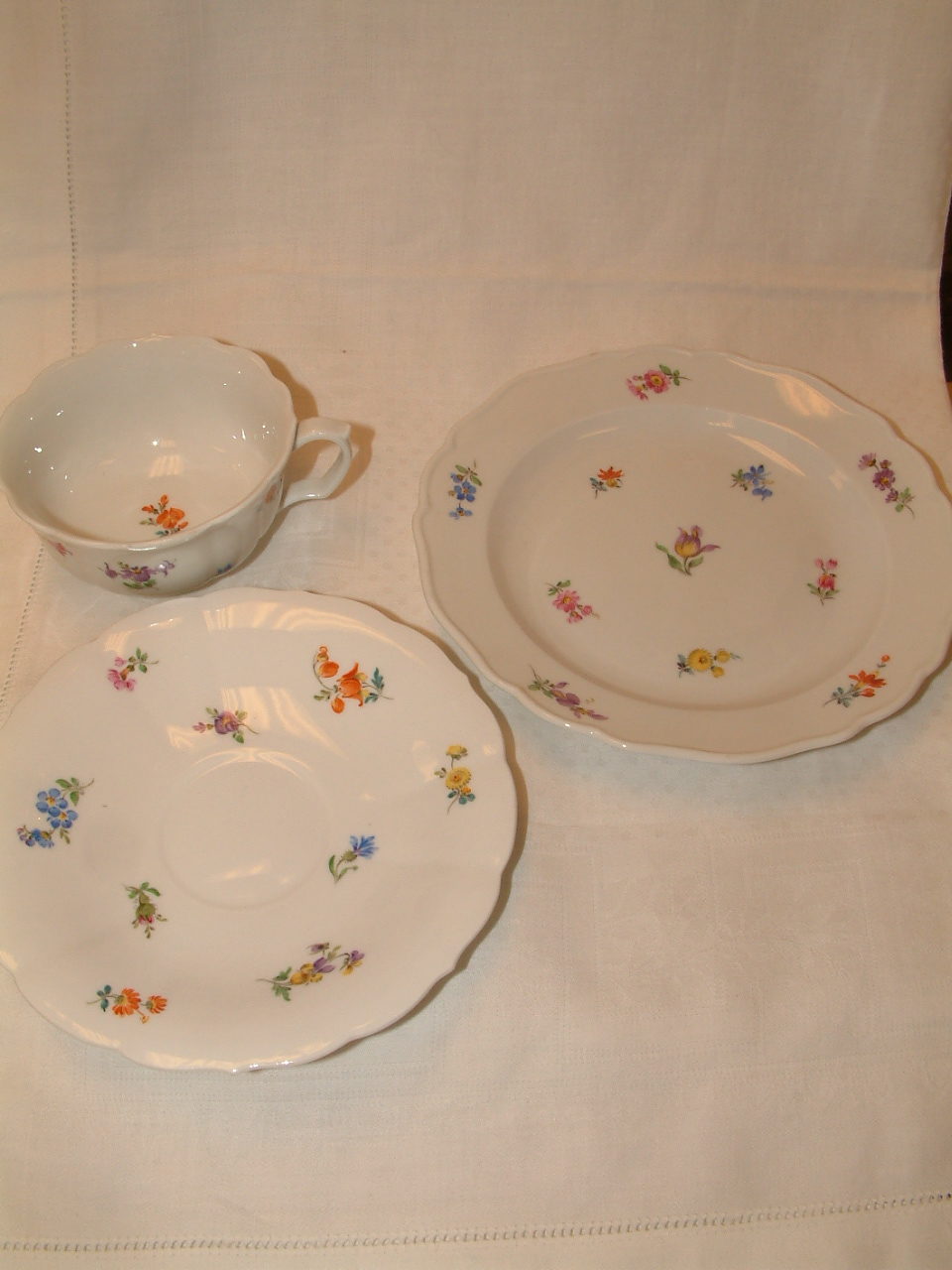 Meissen Trio Cup & Saucer - Image 4
