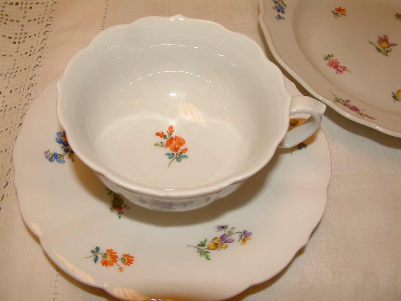 Meissen Trio Cup & Saucer - Image 6