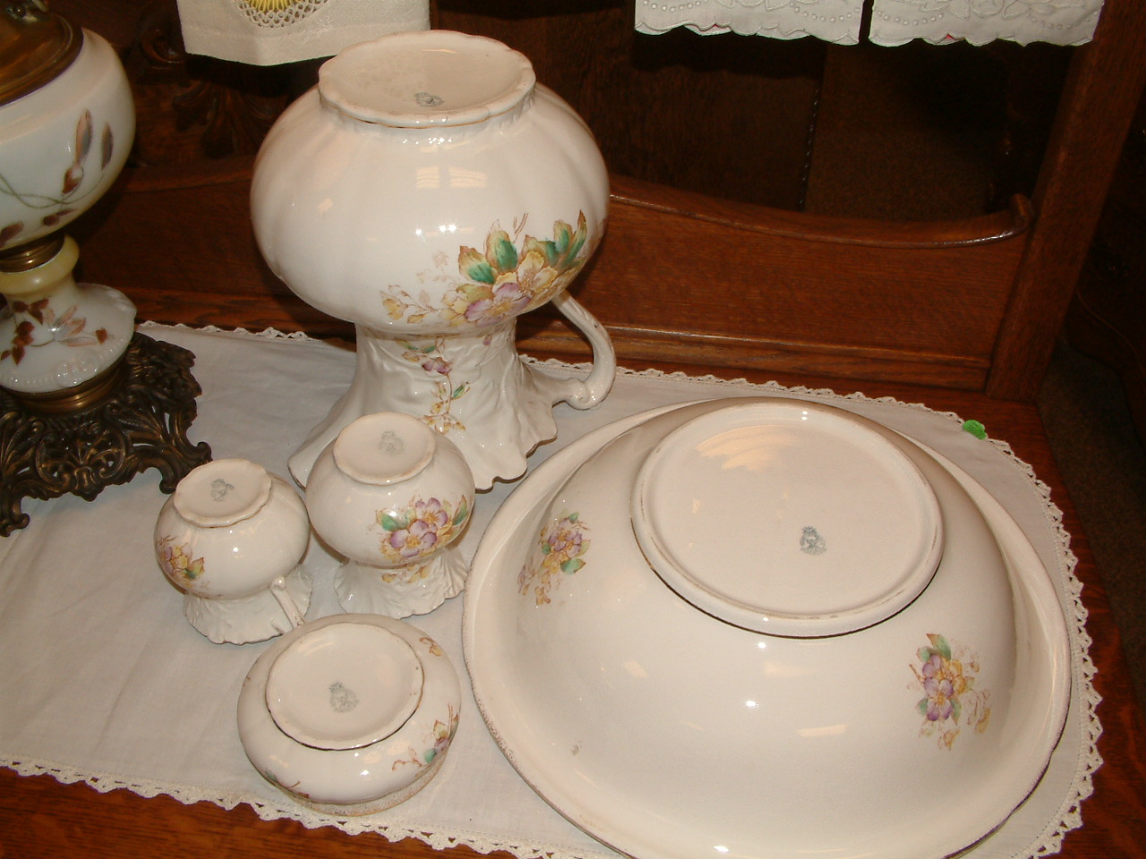 Knowles Pitcher and Bowl 5 Pc Set - Image 10