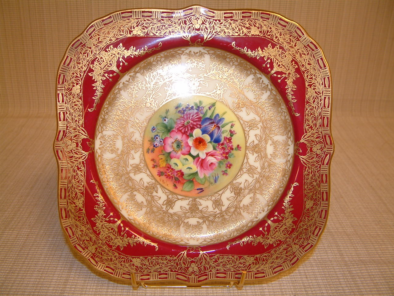Royal Worcester Salad / Dessert / Luncheon Plate