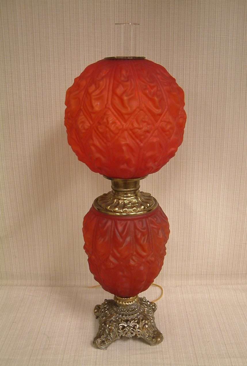 Red Satin Glass Diamond Drape Lamp - Image 3