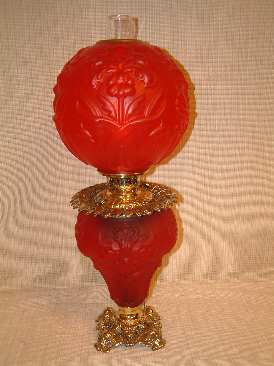 Red Satin Glass Regal Iris Lamp - Image 4