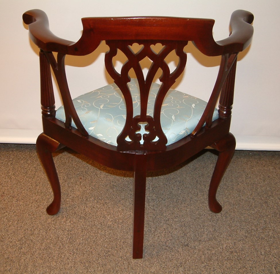 Walnut Chippendale Corner Chair - Image 2