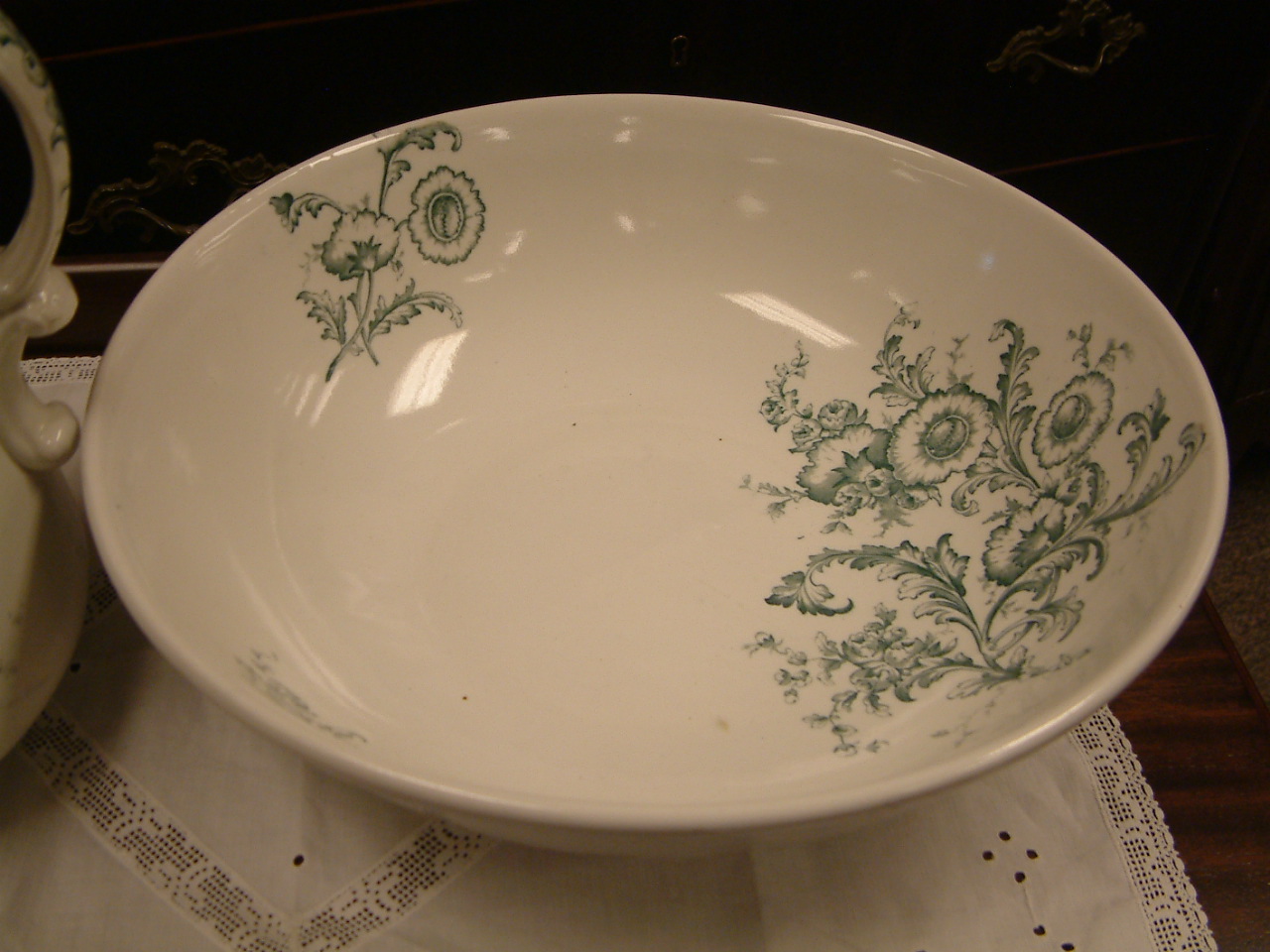 Maddocks Pitcher & Bowl Set - Image 3