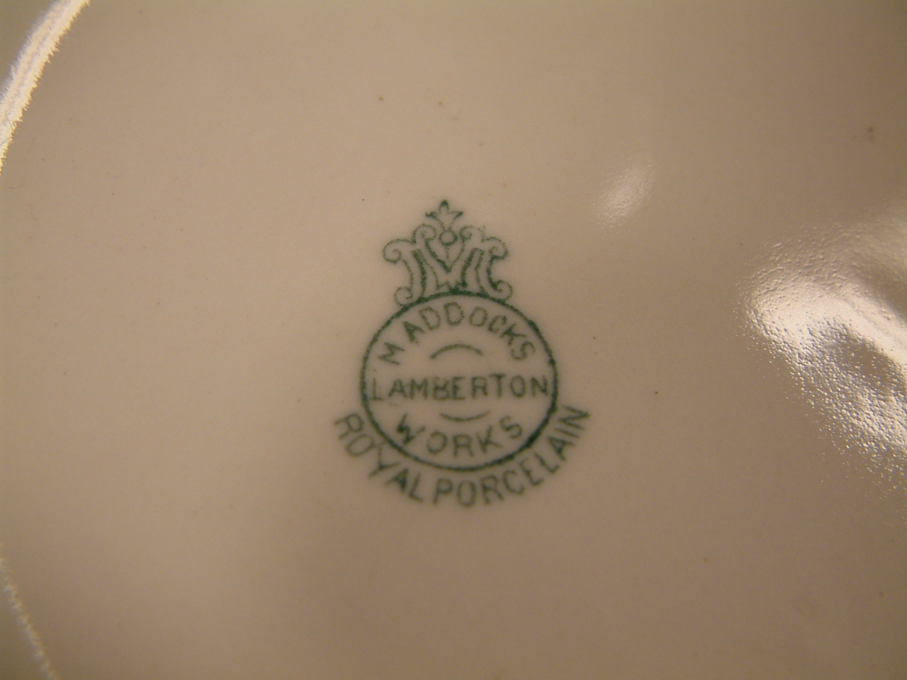 Maddocks Pitcher & Bowl Set - Image 6