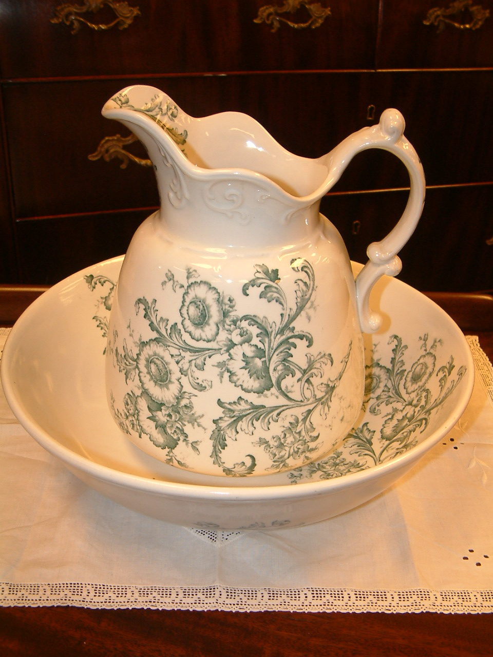 Maddocks Pitcher & Bowl Set