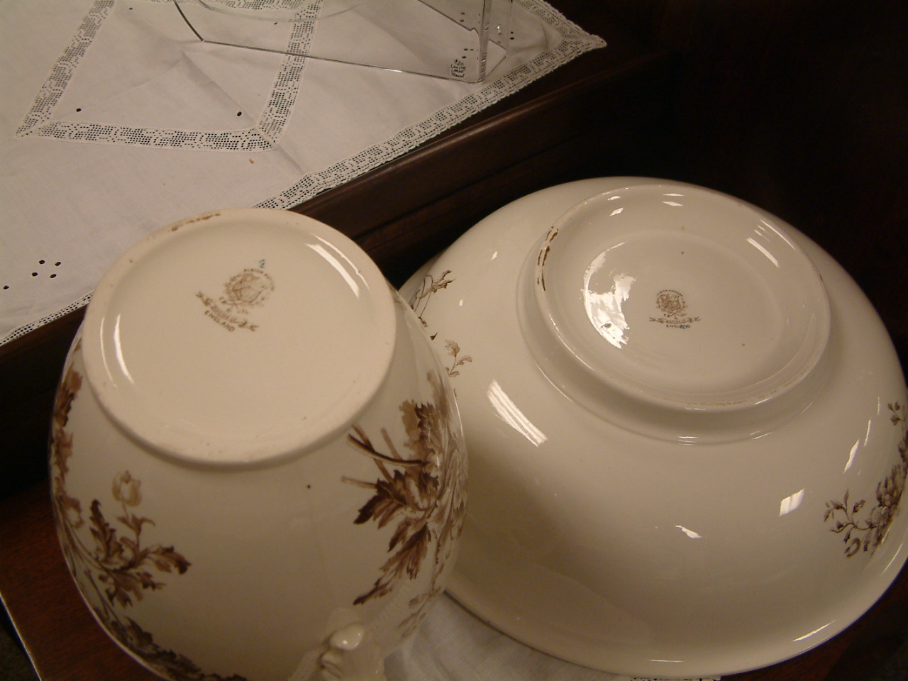 Bourne & Leigh Brown Transferware Pitcher & Bowl - Image 6