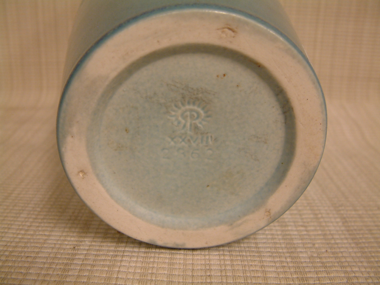 Rookwood Carrie Steinle Bluebells Vase - Image 9