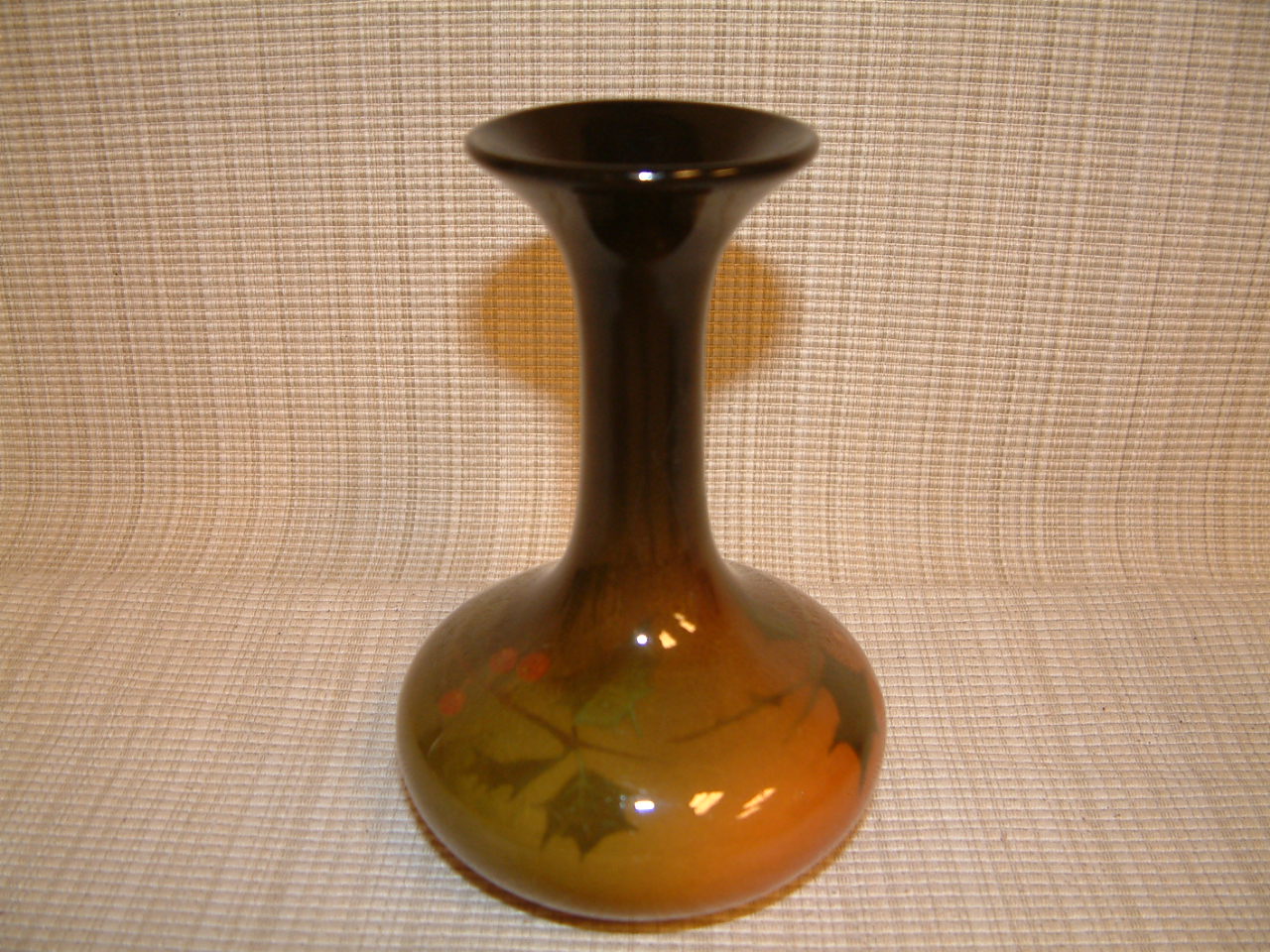 Rookwood Standard Glaze Holly Vase 1897 - Image 3