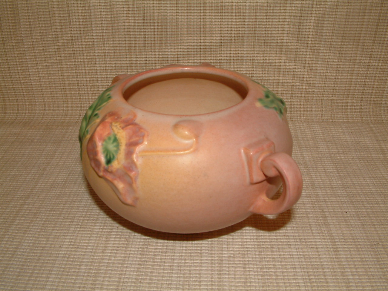 Roseville Poppy Pink Double Handled Jardineire # 334-4 - Image 2