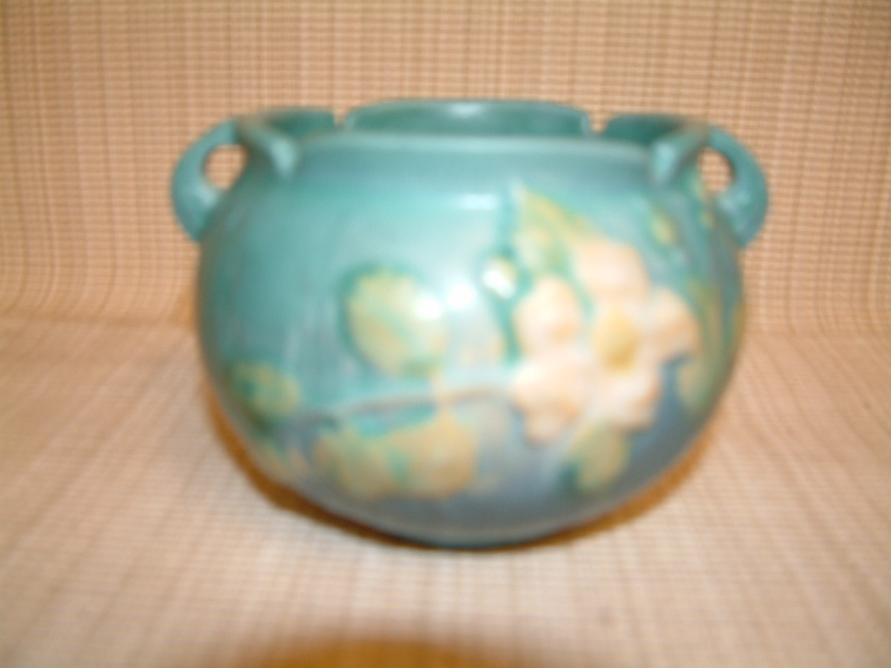 Roseville Blue "White Rose" Small Jardiniere Pot #653-3" - Image 5