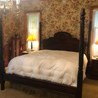 Antique Mahogany 4 Poster King Sized Bed  SOLD