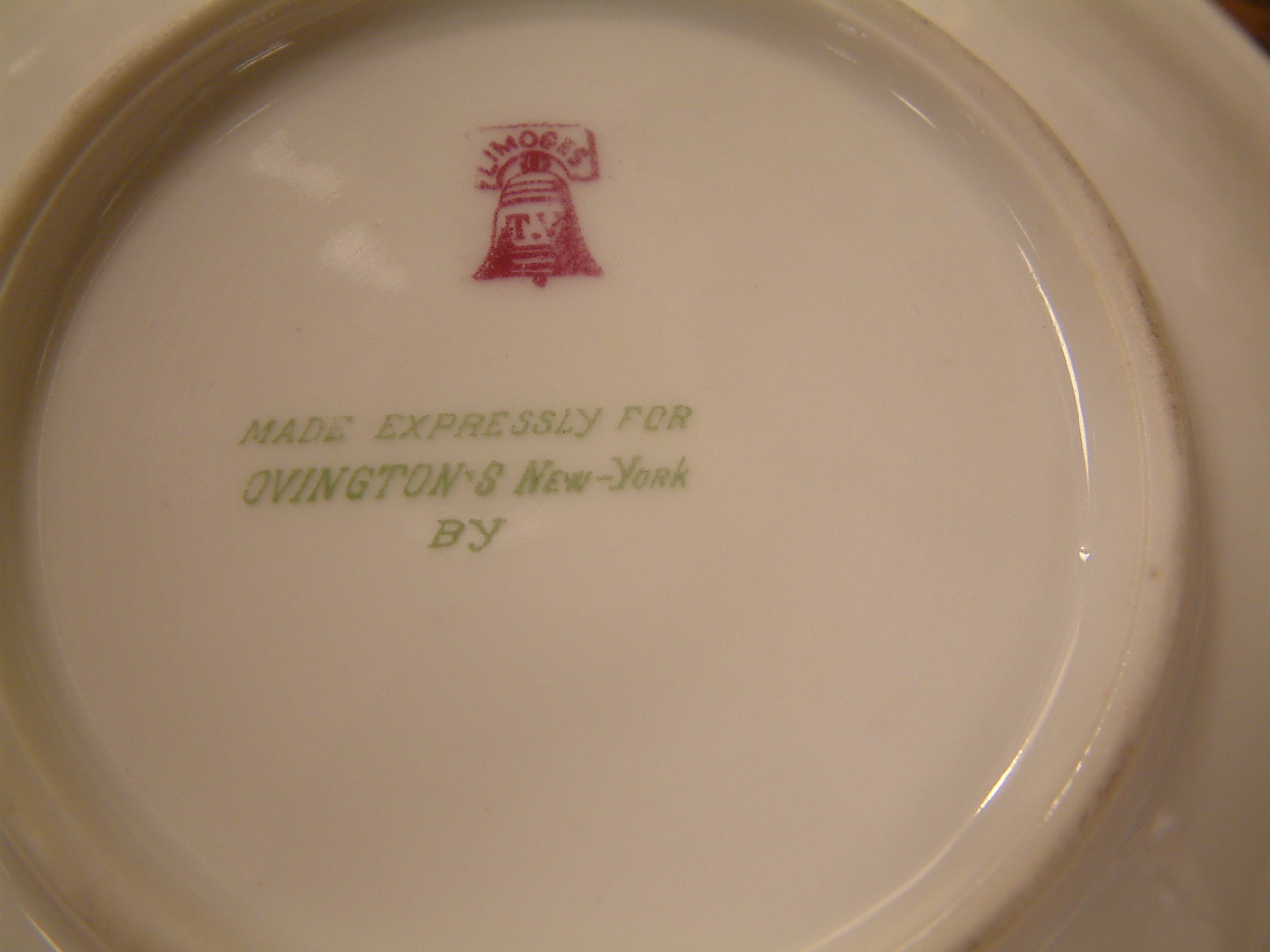 Tresseman & Vogt Limoges China Service for 6 - Image 10