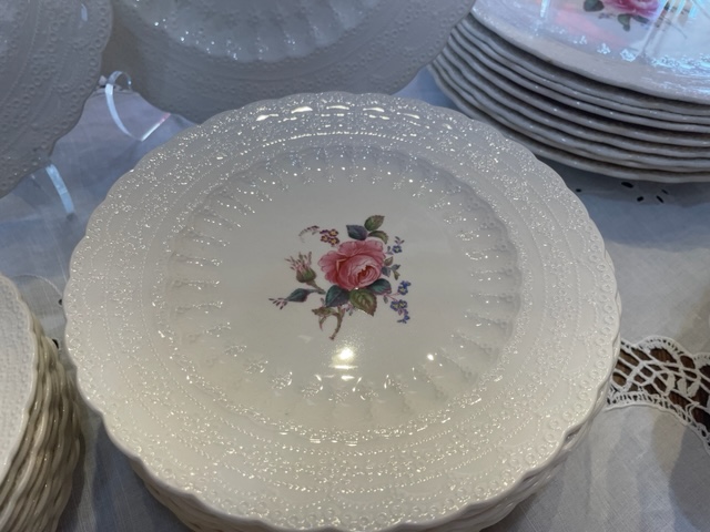 Copeland Spode, Spode's Jewel Billingsley Rose SOLD - Image 3