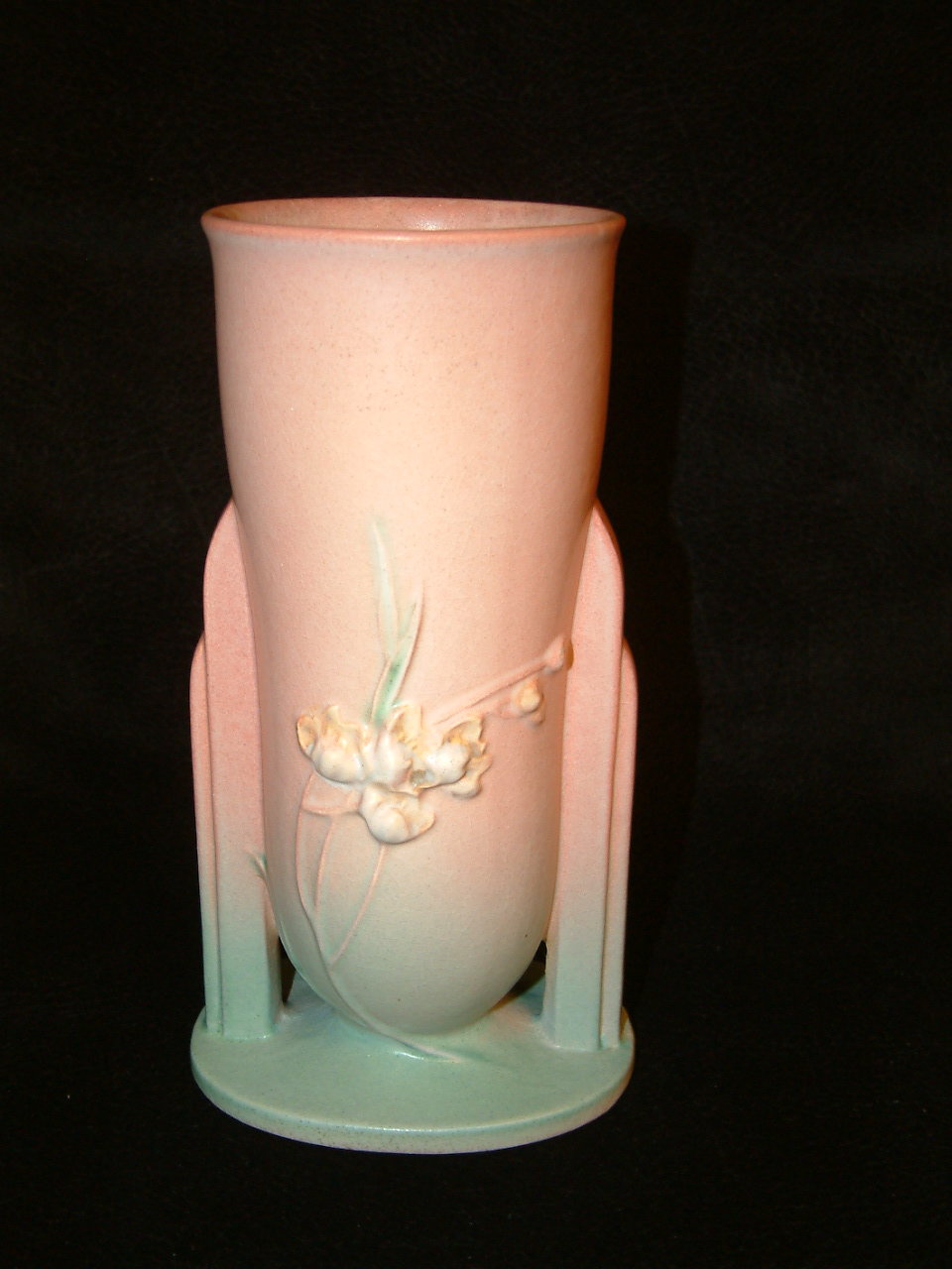 Roseville Ixia Tall Vase - Image 3