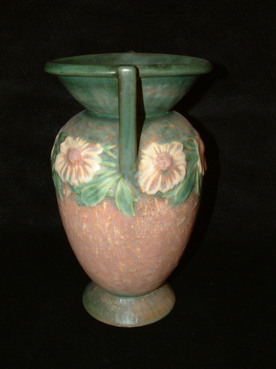 Roseville Pottery Dahlrose Vase - Image 3