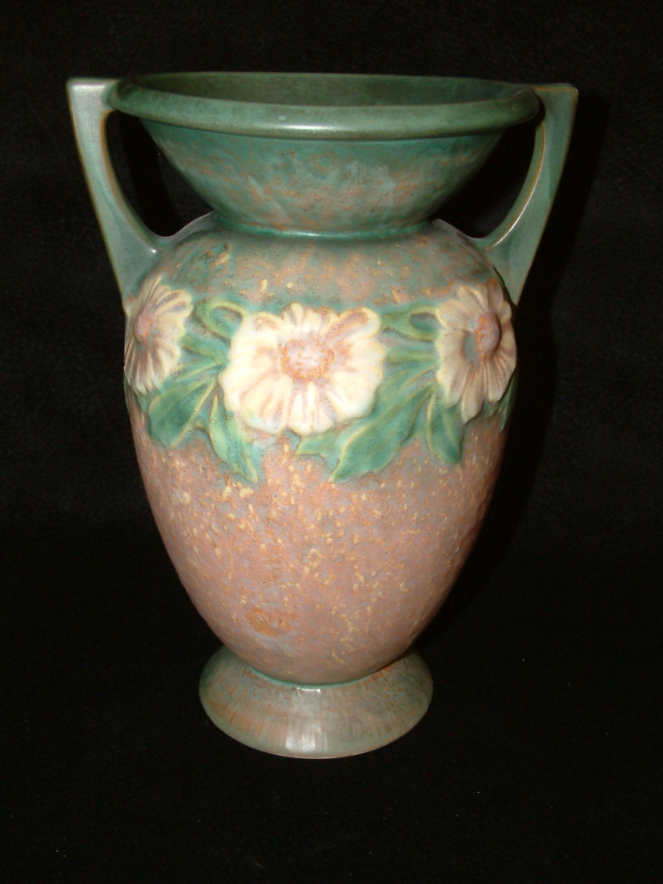Roseville Pottery Dahlrose Vase - Image 4