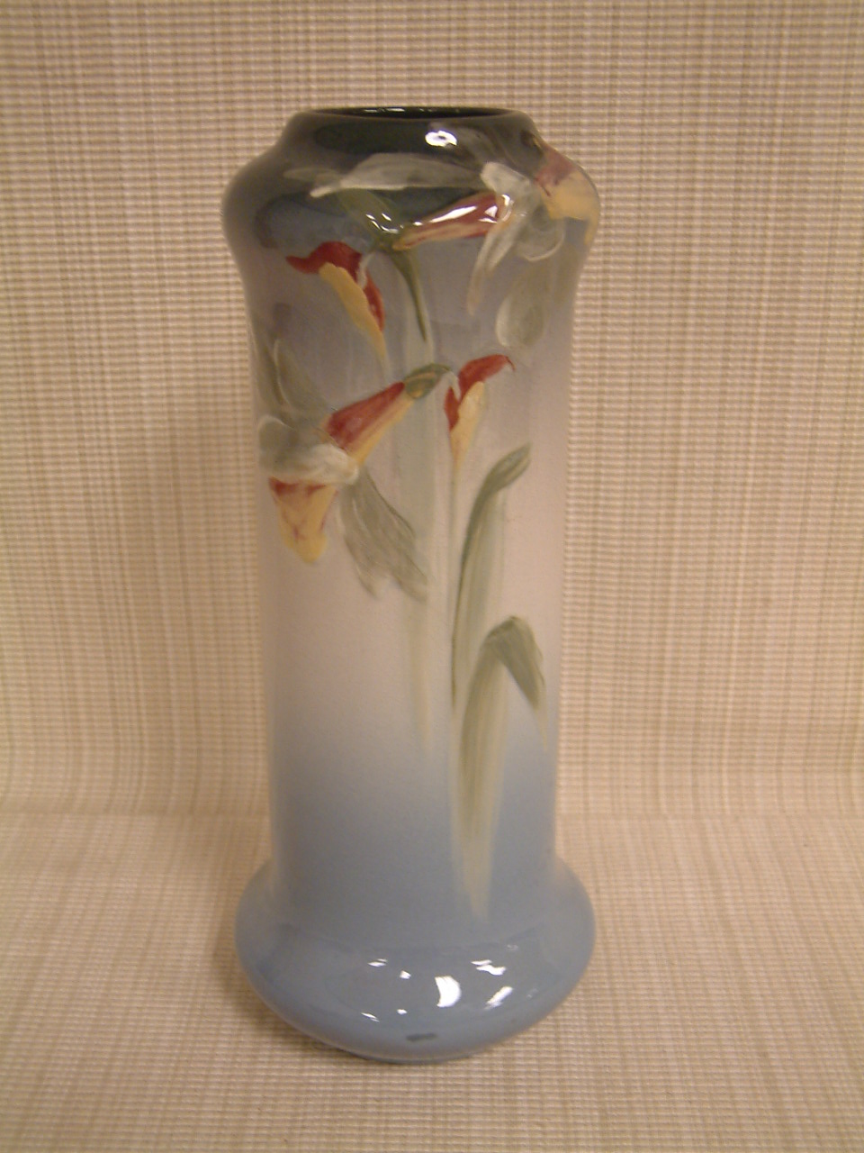 Weller Etna Tall Daffodil Vase