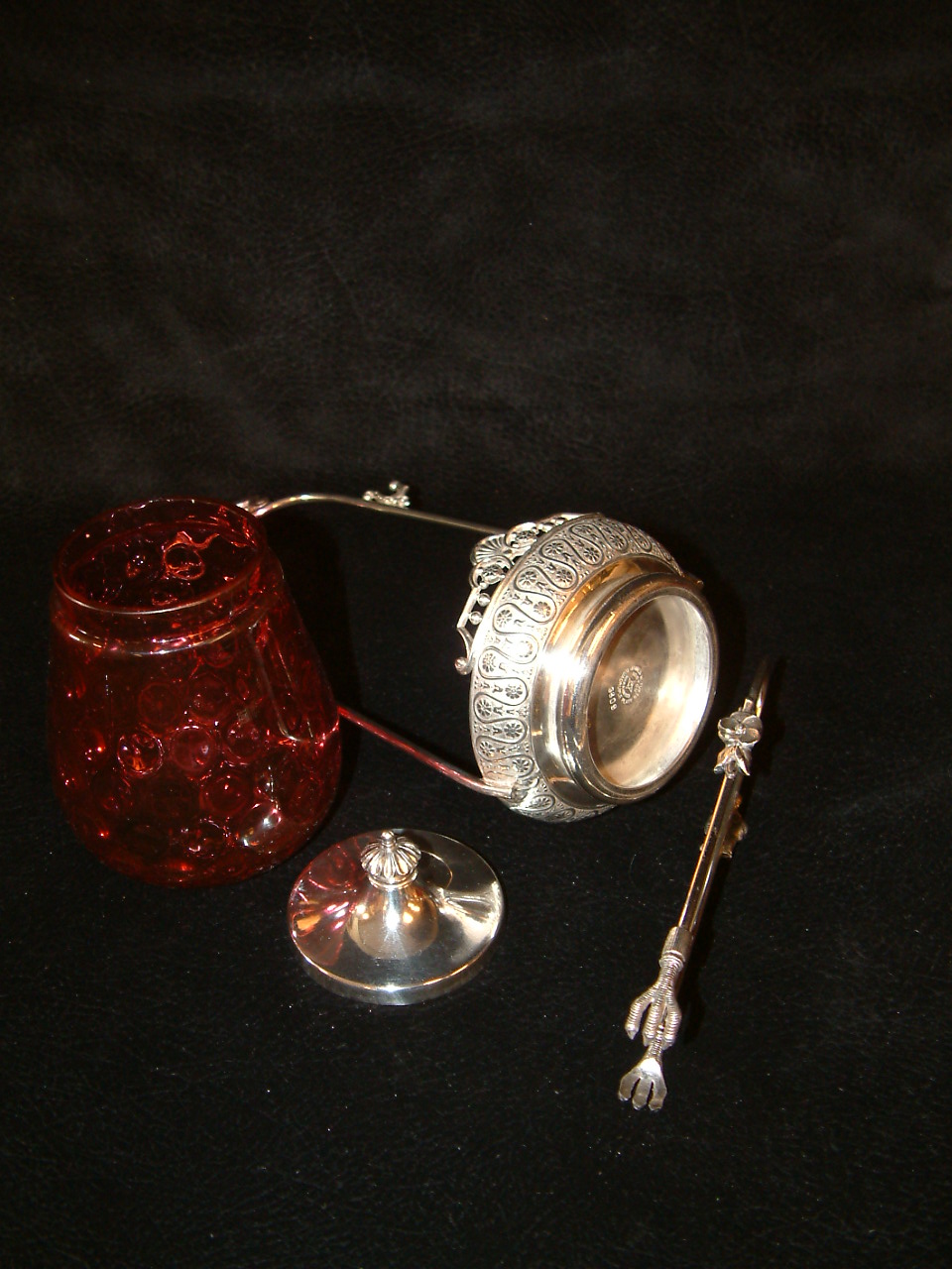 Cranberry Victorian Pickle Castor - Image 4