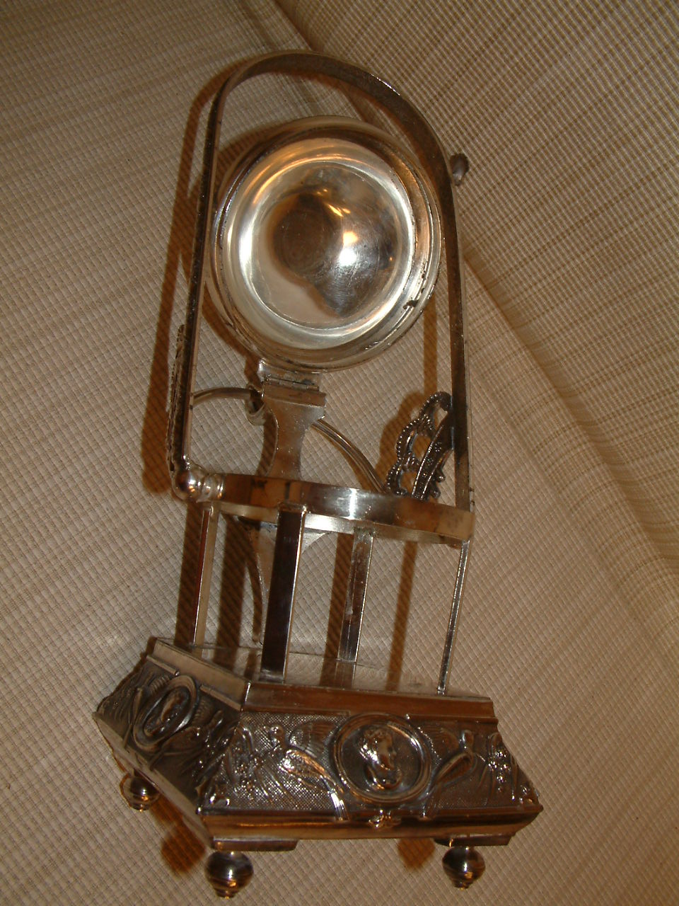 Victorian Pickle Castor Wilcox Frame SALE PRICED! - Image 8