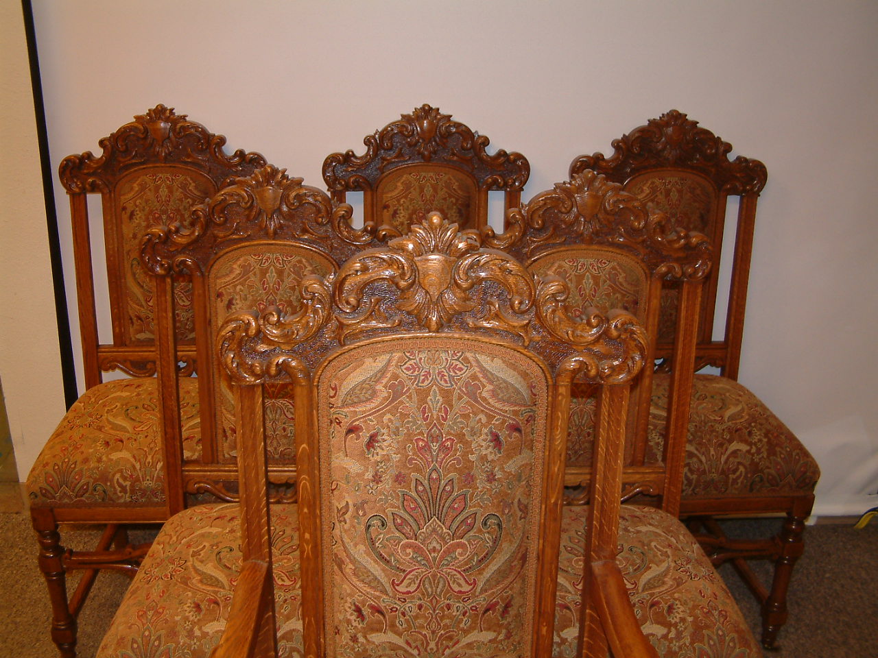 Set of 6 Carved Horner Style Dining Chairs - Image 3