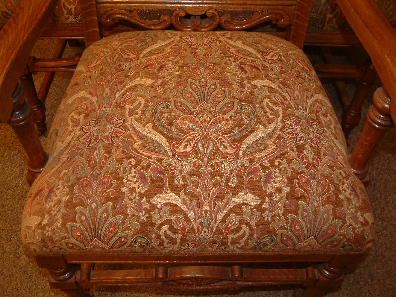 Set of 6 Carved Horner Style Dining Chairs - Image 5