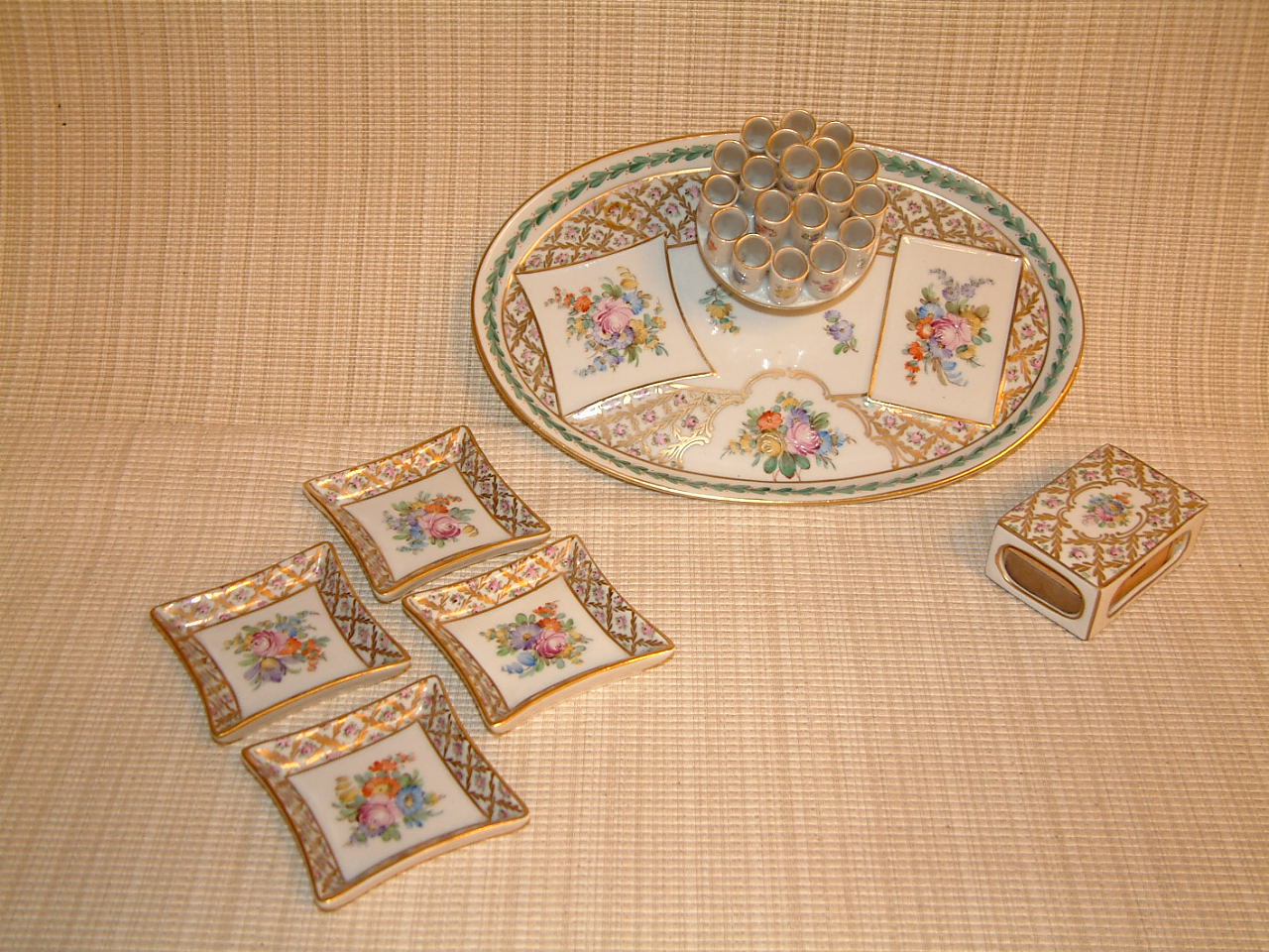 Dresden Carl Thieme Cigarette Set - Image 4