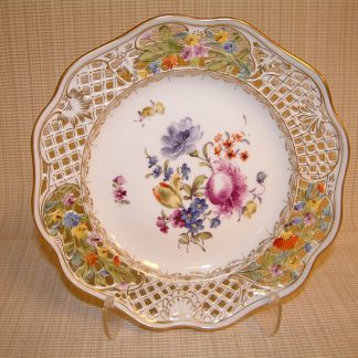 Dresden Carl Thieme Reticulated Plate