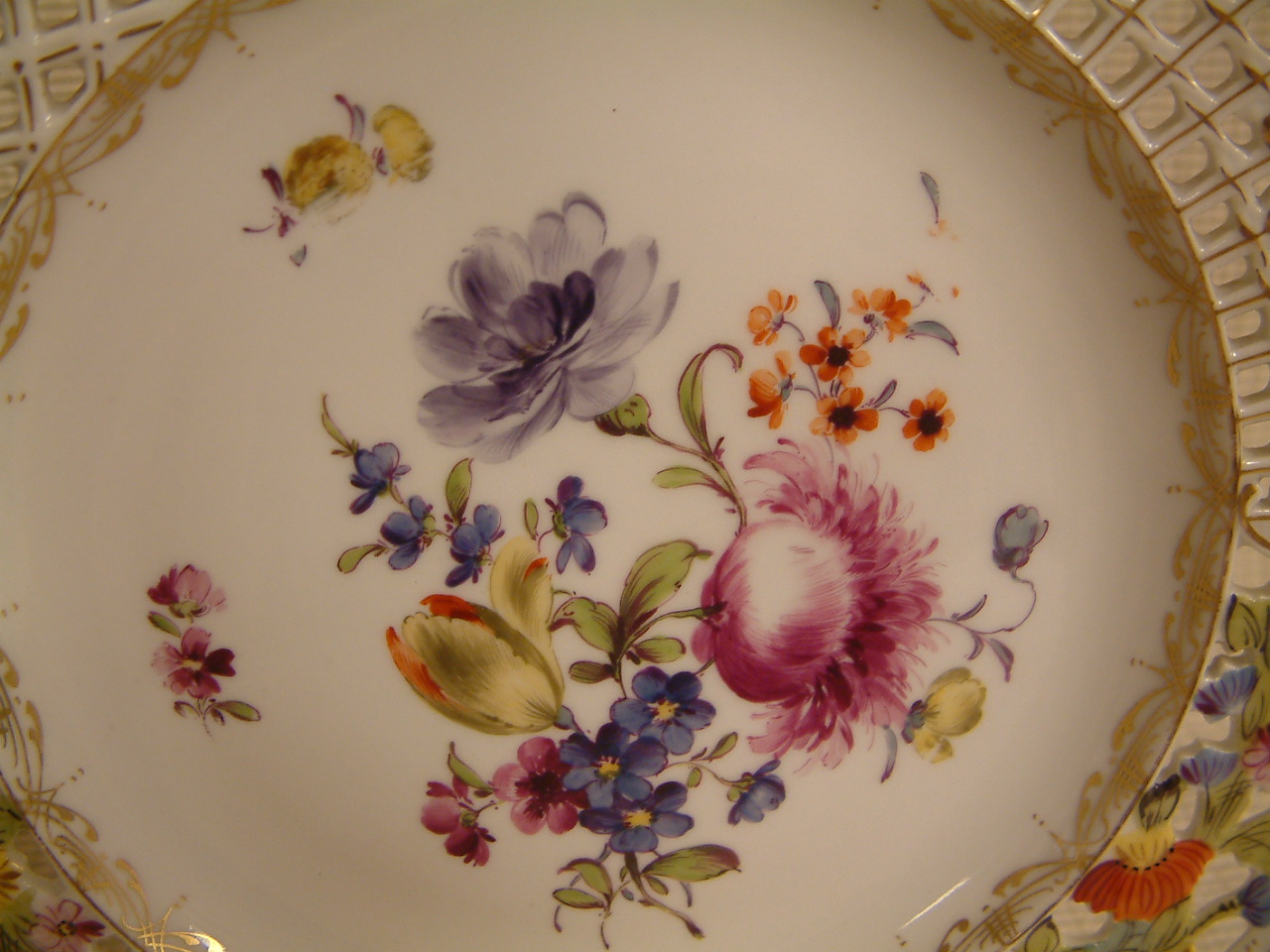 Dresden Carl Thieme Reticulated Plate - Image 3