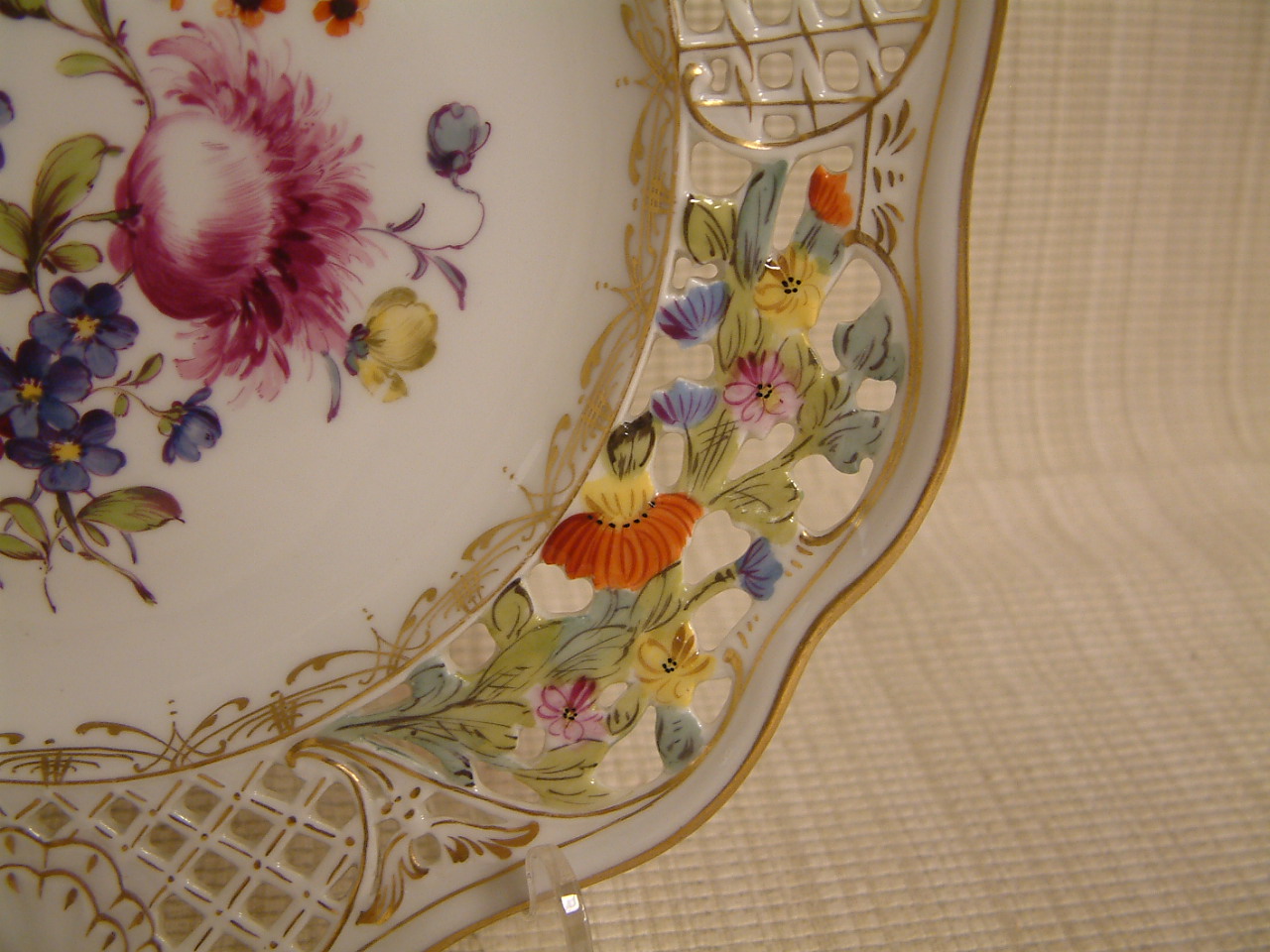 Dresden Carl Thieme Reticulated Plate - Image 5