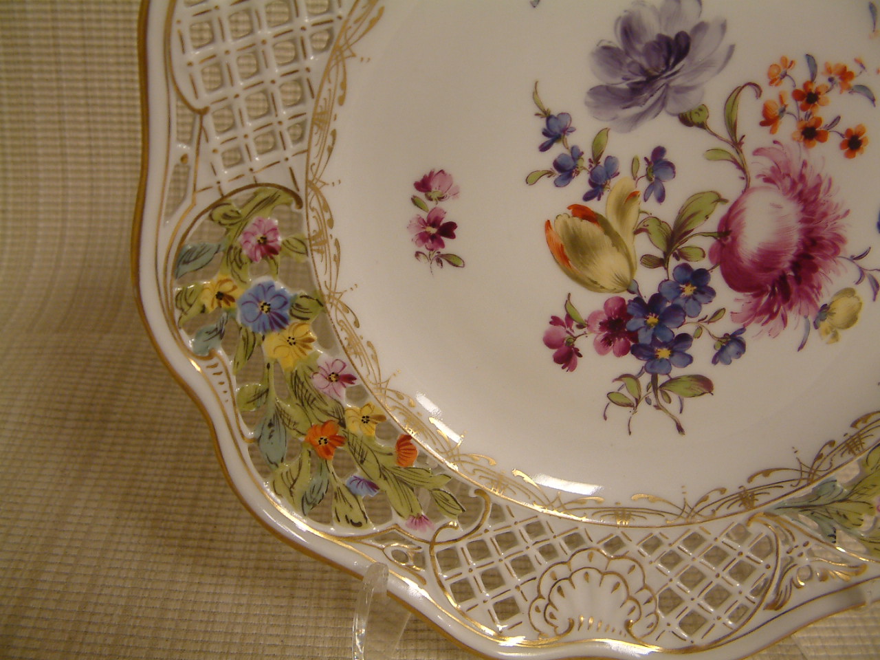 Dresden Carl Thieme Reticulated Plate - Image 6