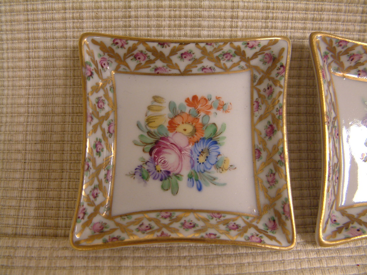 Dresden Carl Thieme Cigarette Set - Image 17