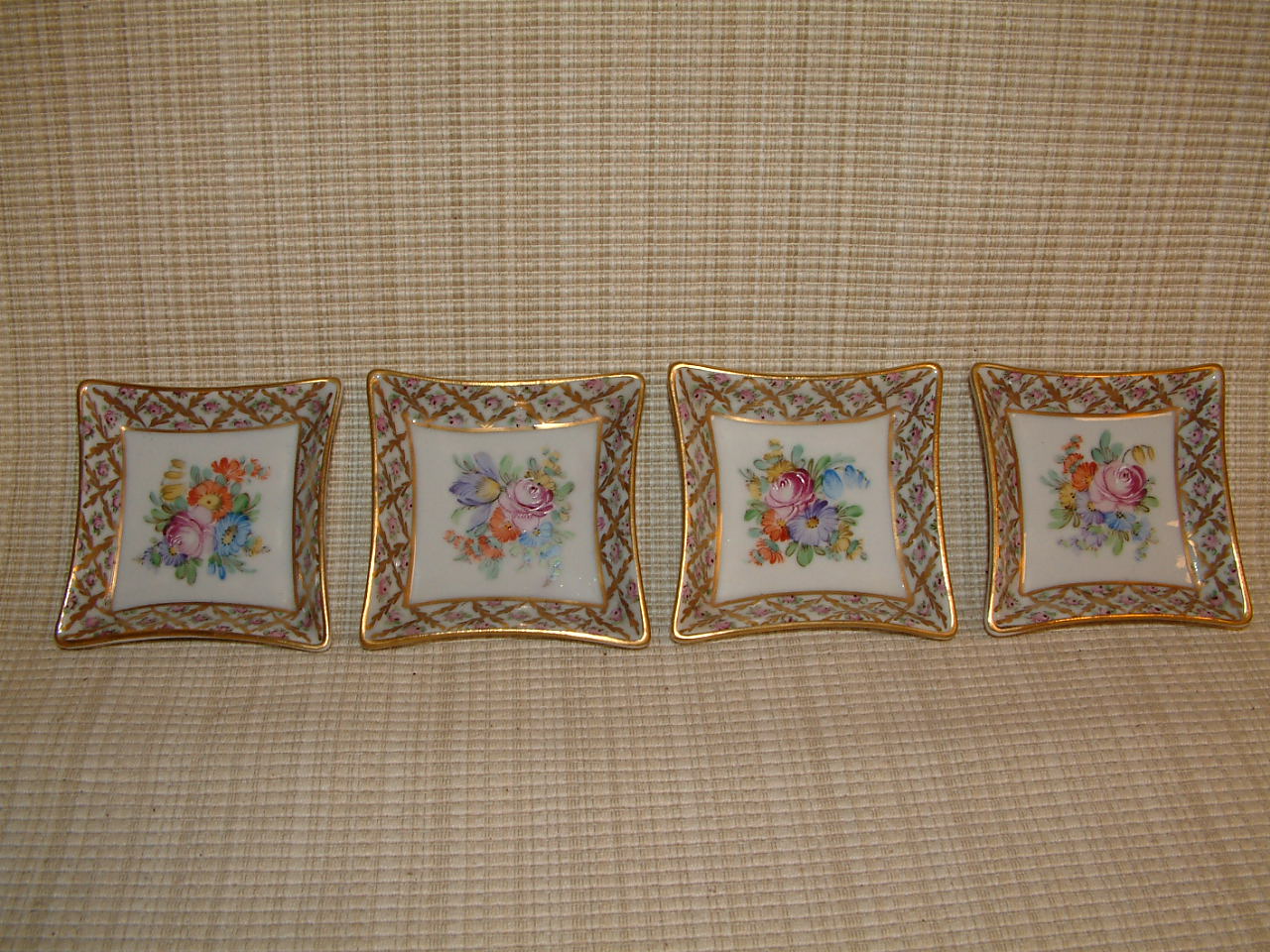 Dresden Carl Thieme Cigarette Set - Image 21