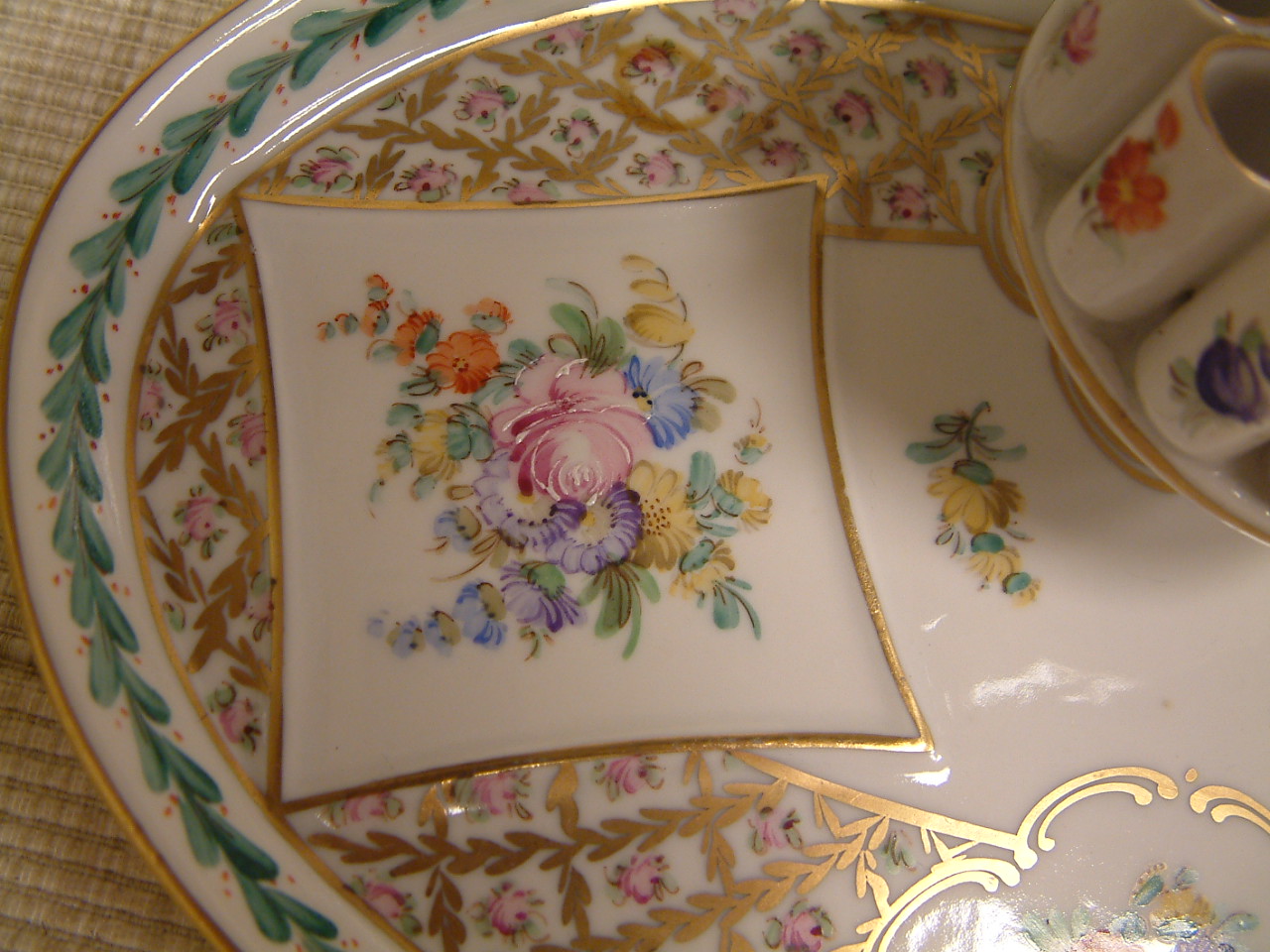 Dresden Carl Thieme Cigarette Set - Image 22