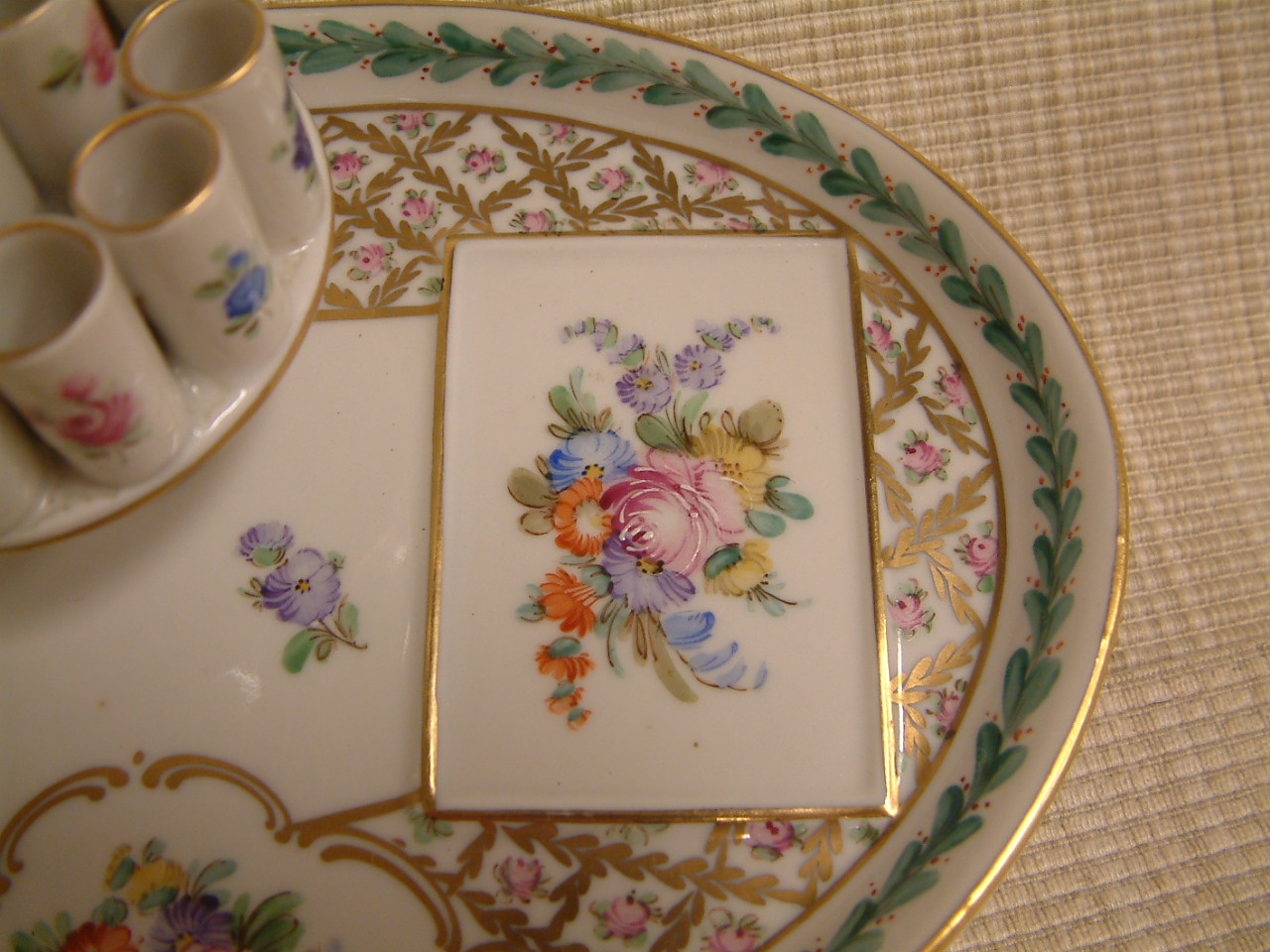 Dresden Carl Thieme Cigarette Set - Image 24