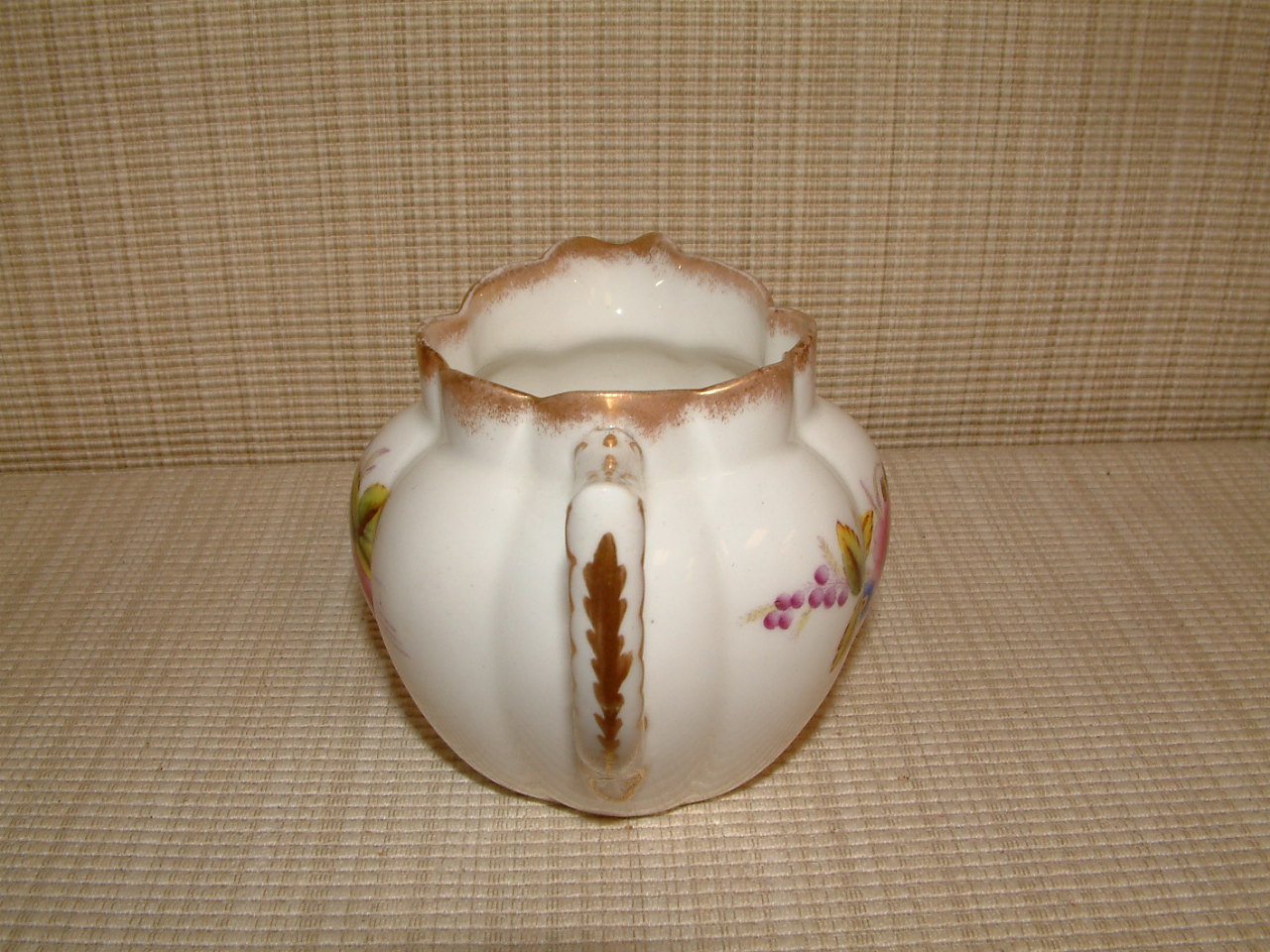 Shelley - Wileman & Co. Floral Sprays Creamer SALE PRICED - Image 5